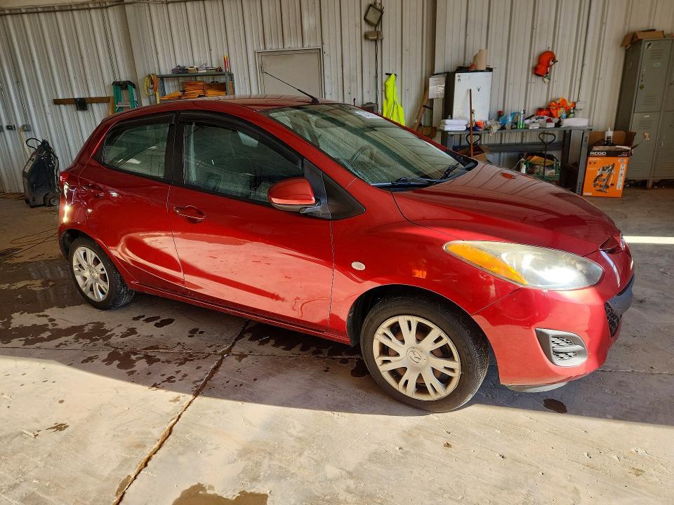 2014 Mazda 2 Sport