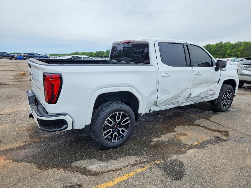 2025 GMC Sierra K1500 AT4