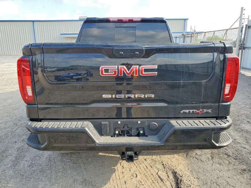 2026 GMC Sierra K1500 AT4X
