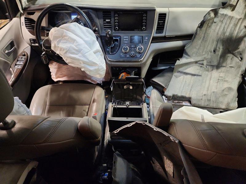 2019 Toyota Sienna xle 7-passenger