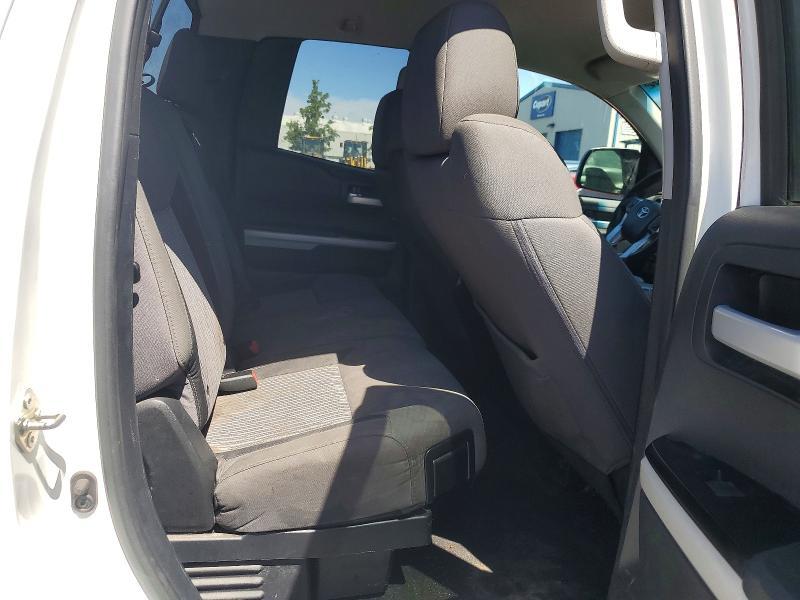 2015 Toyota Tundra SR5