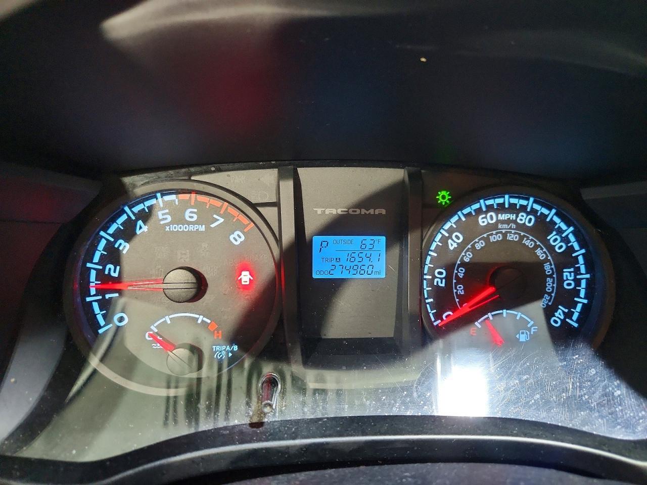 2016 Toyota Tacoma SR