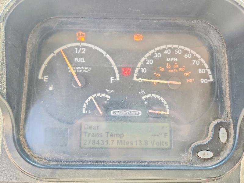 2010 Freightliner MT45G Chassis Delivery Truck