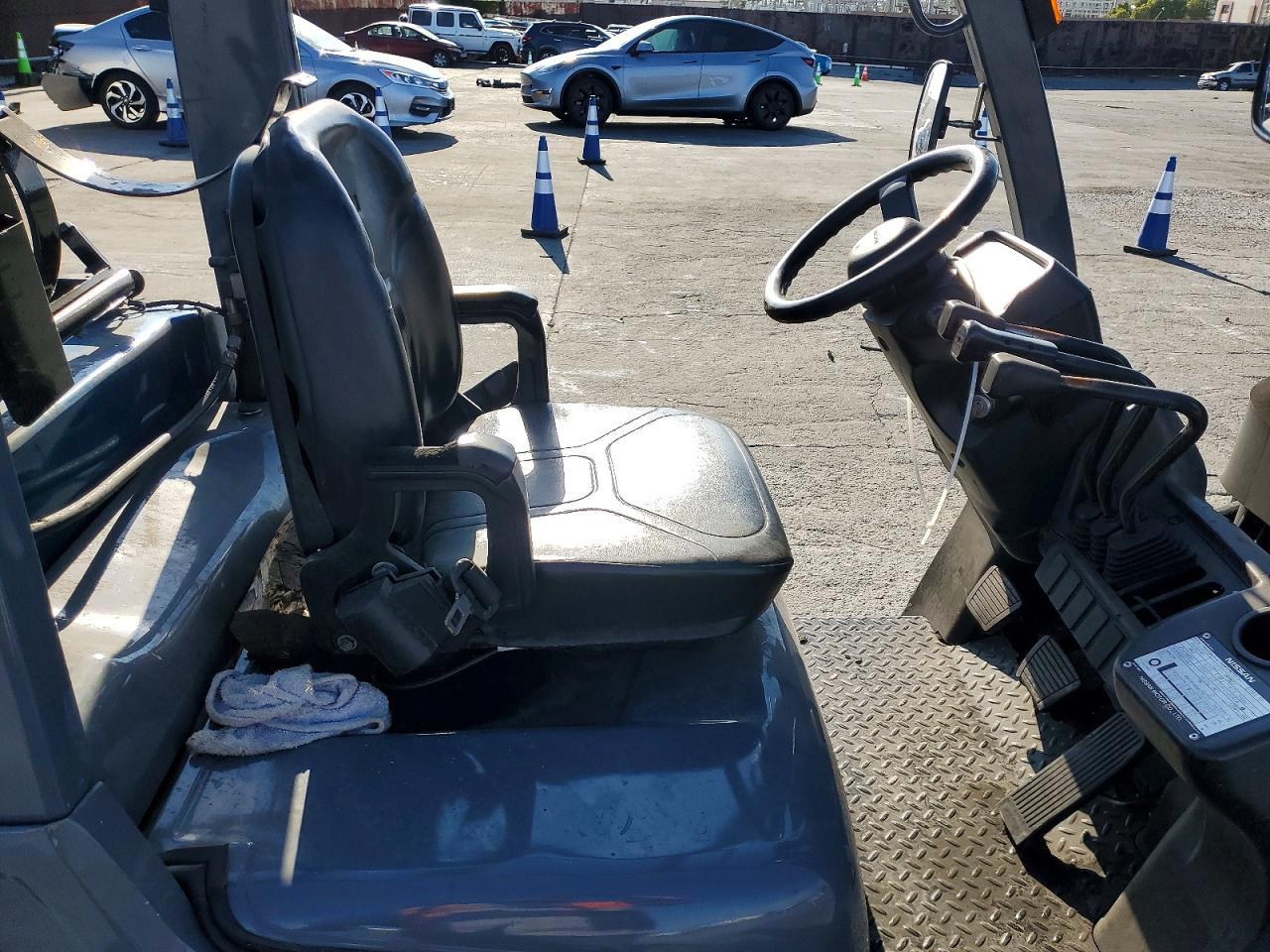 2005 Nissan MCUGL02136LV Forklift