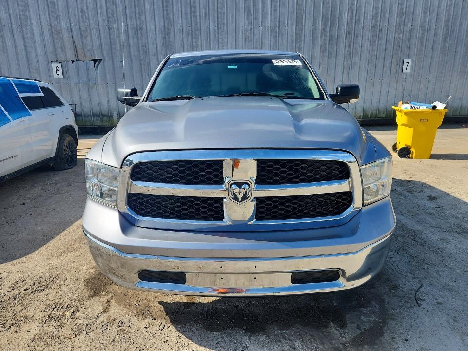 2020 Dodge RAM 1500 Classic SLT