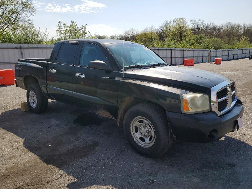 2005 Dodge Dakota Quad SLT