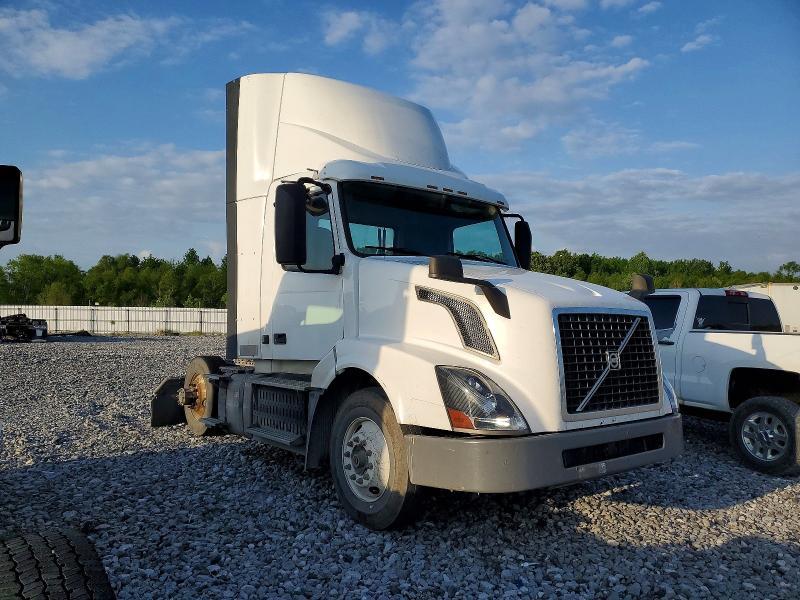 2017 Volvo Vnl Semi Truck