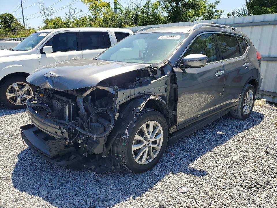 2017 Nissan Rogue sv