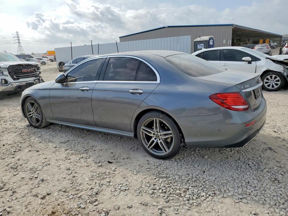 2018 Mercedes-Benz E 300