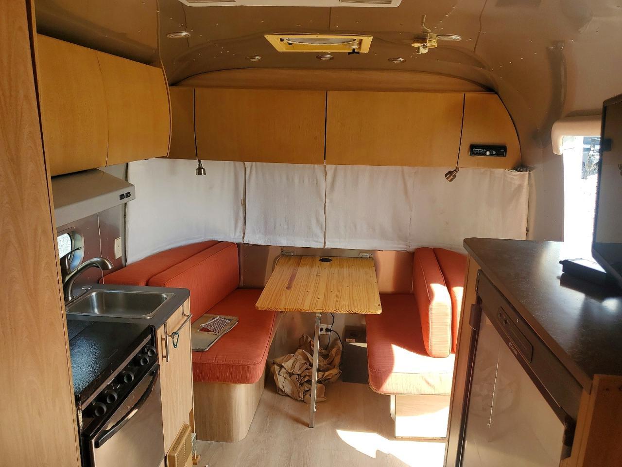 2007 Airstream Safari Camper
