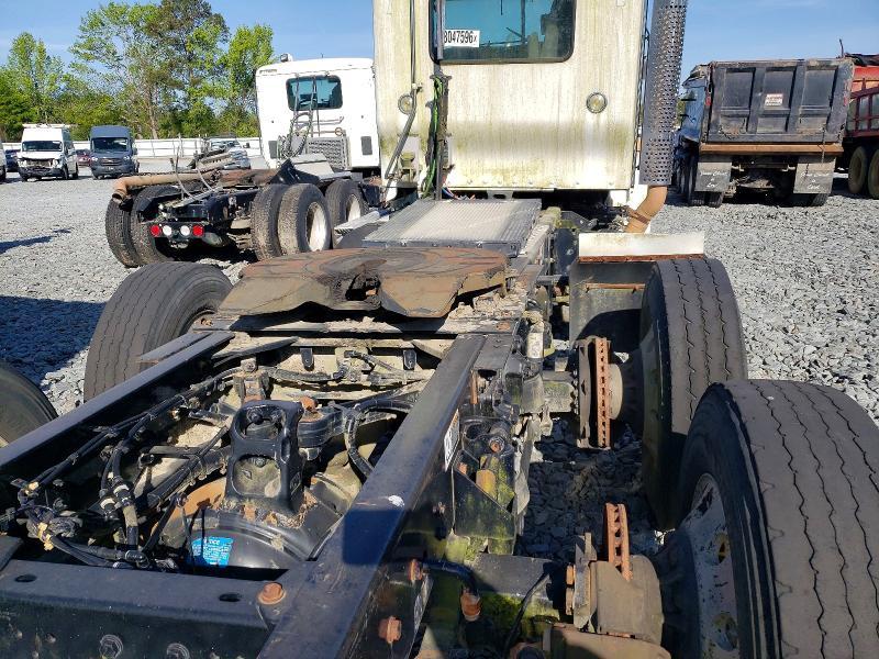 2019 Kenworth T880 Semi Truck