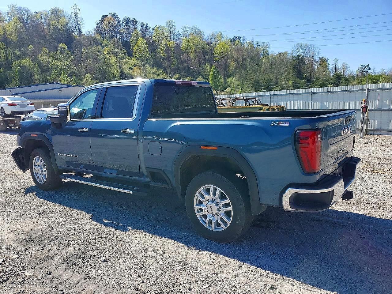2024 GMC Sierra K2500 SLT