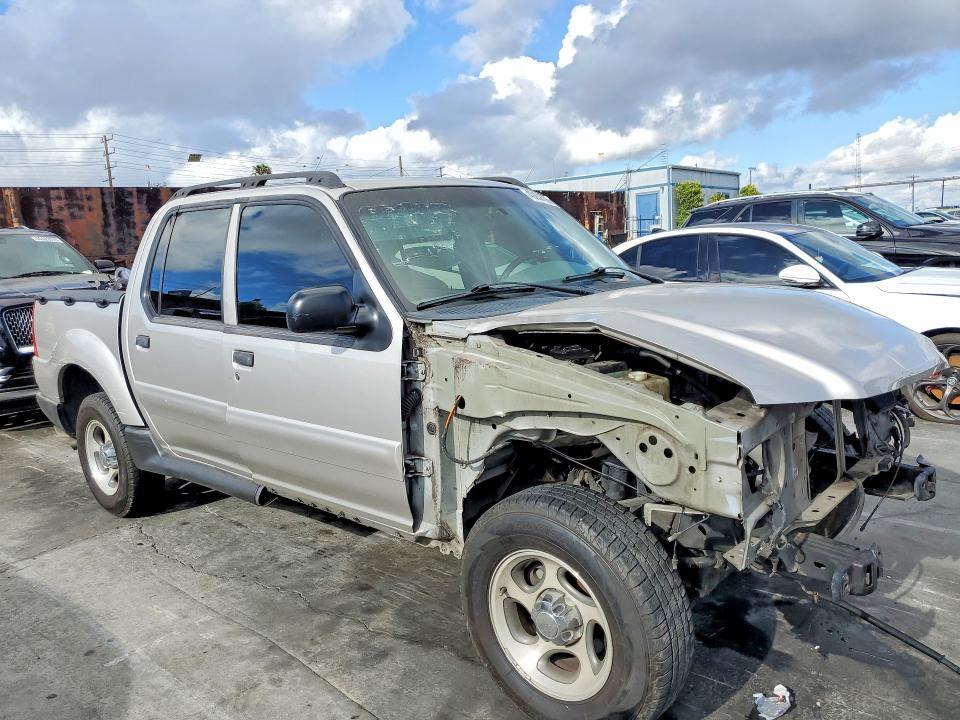 2004 Ford Explorer Sport Trac