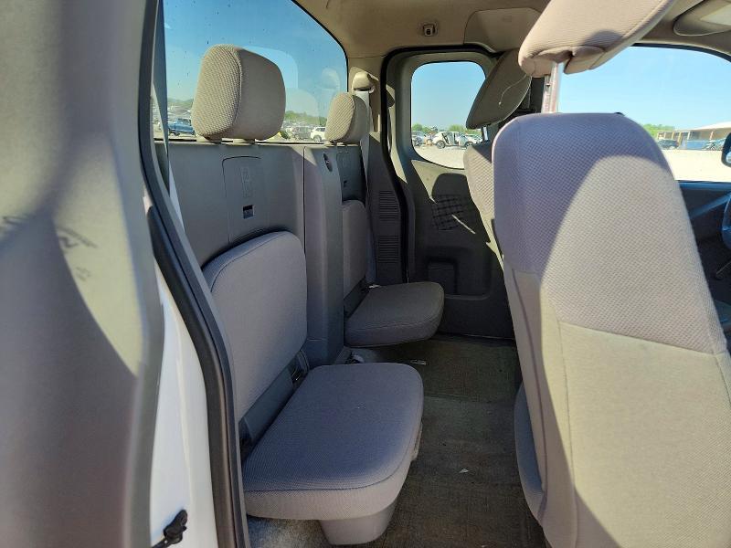 2016 Nissan Frontier S