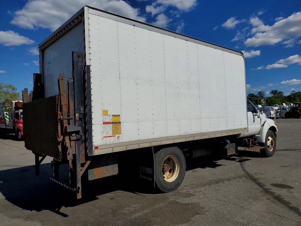 2012 Ford F650 Super Duty BOX Truck