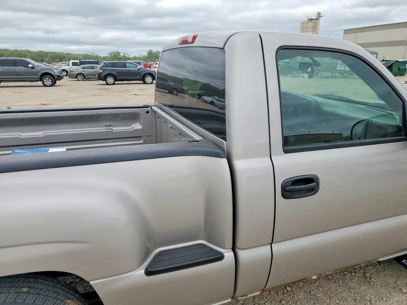 2004 Chevrolet Silverado C1500