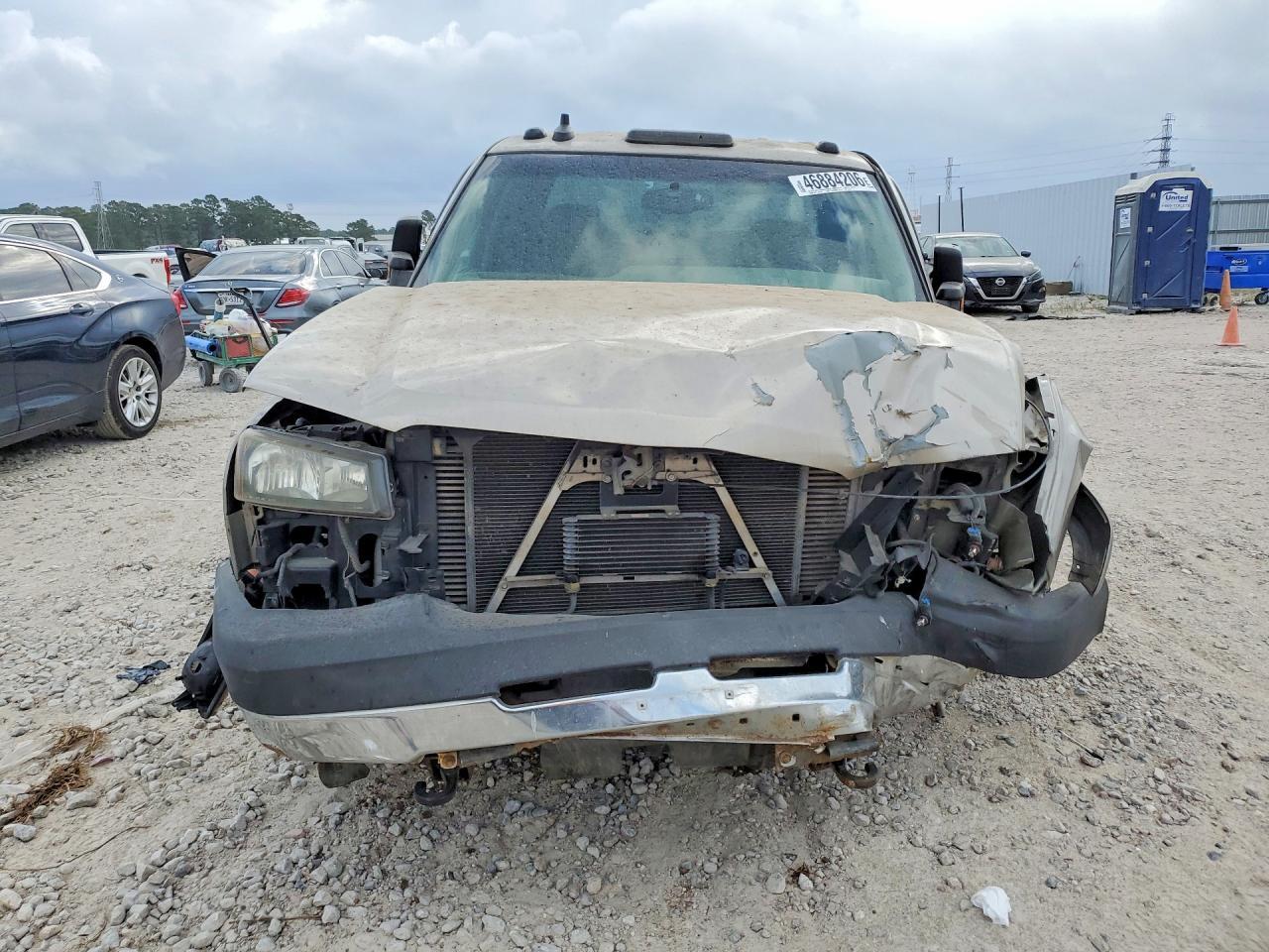 2004 Chevrolet Silverado C2500 Heavy Duty