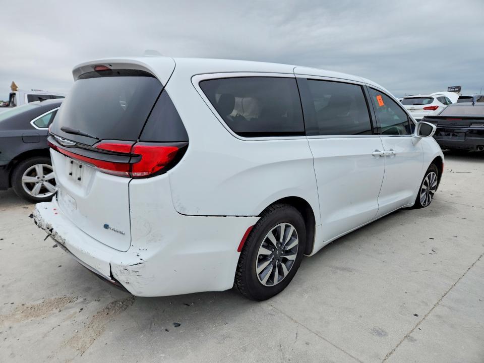 2022 Chrysler Pacifica Hybrid Touring l