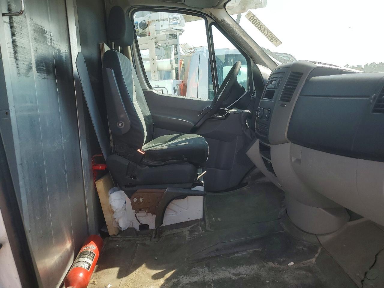 2010 Freigliner Sprinter