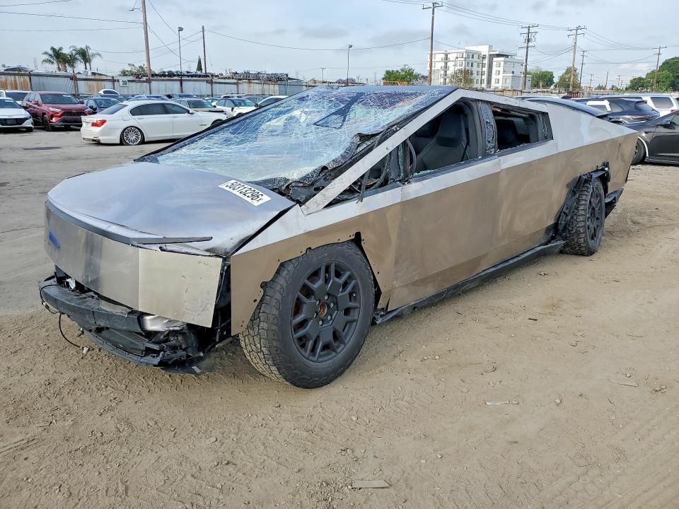 2025 Tesla Cybertruck