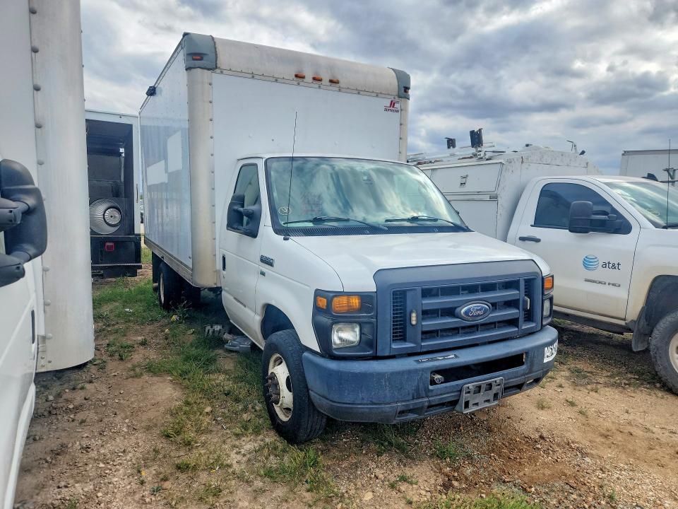 2013 Ford E350 BOX Truck