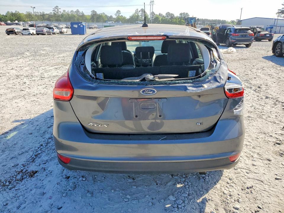 2018 Ford Focus se