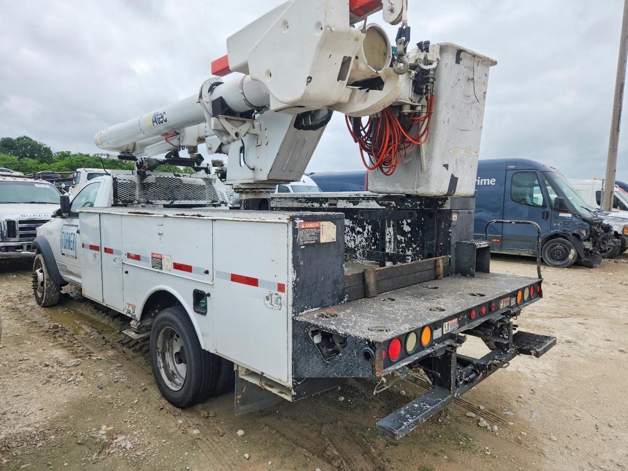 2014 Dodge RAM 5500 Bucket Truck