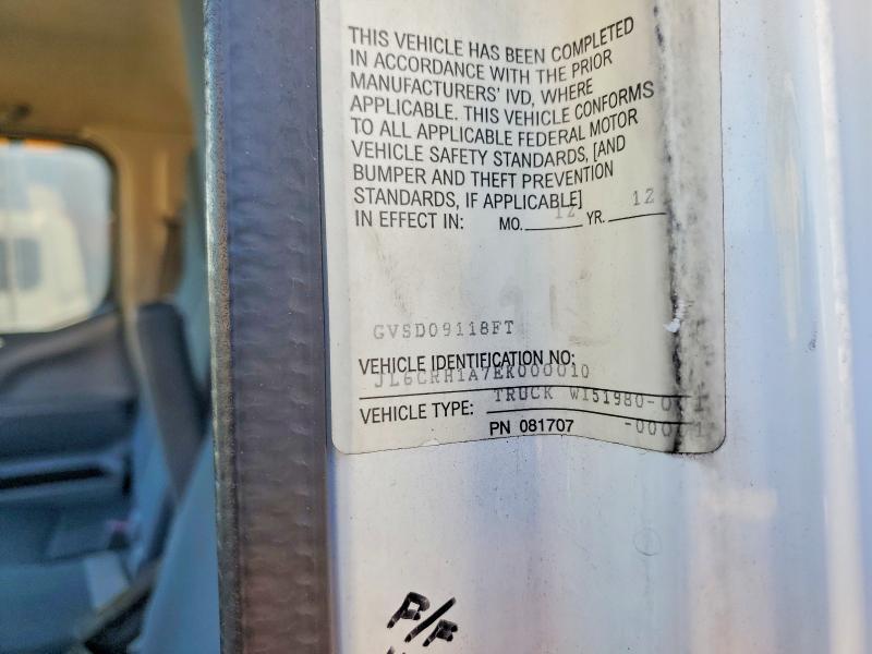 2014 Mitsubishi Fuso BOX Truck