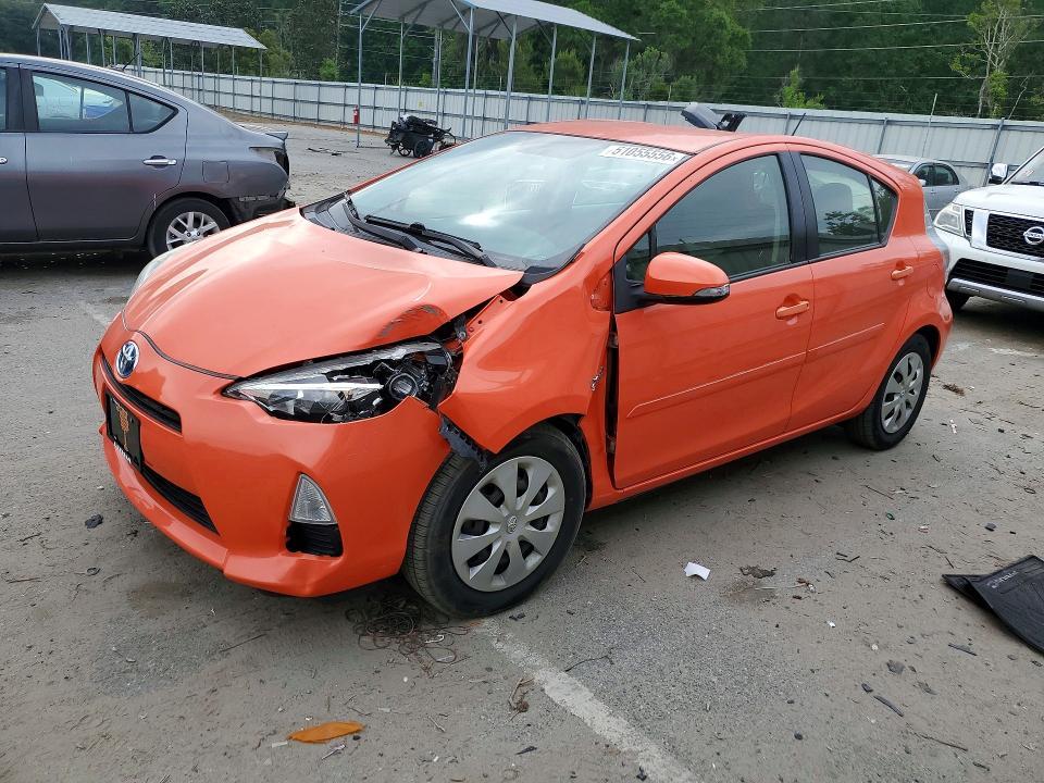 2014 Toyota Prius c two