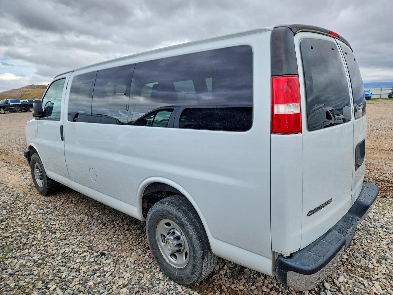 2020 Chevrolet Express G2500 LT
