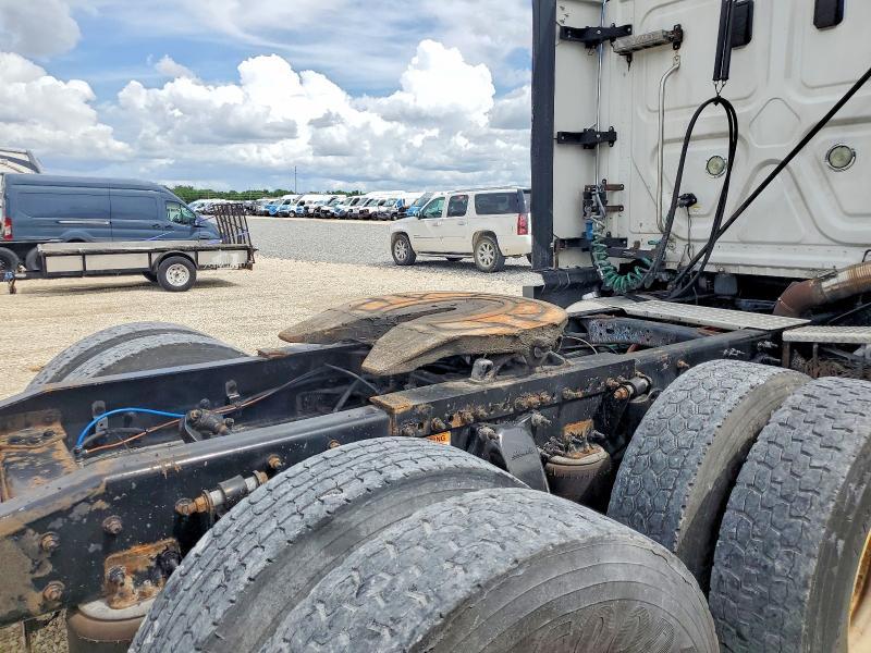 2017 Freigliner 2017 Freightliner Cascadia 125 Semi Truck