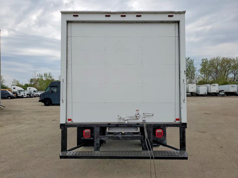 2014 Chev Express Cutaway