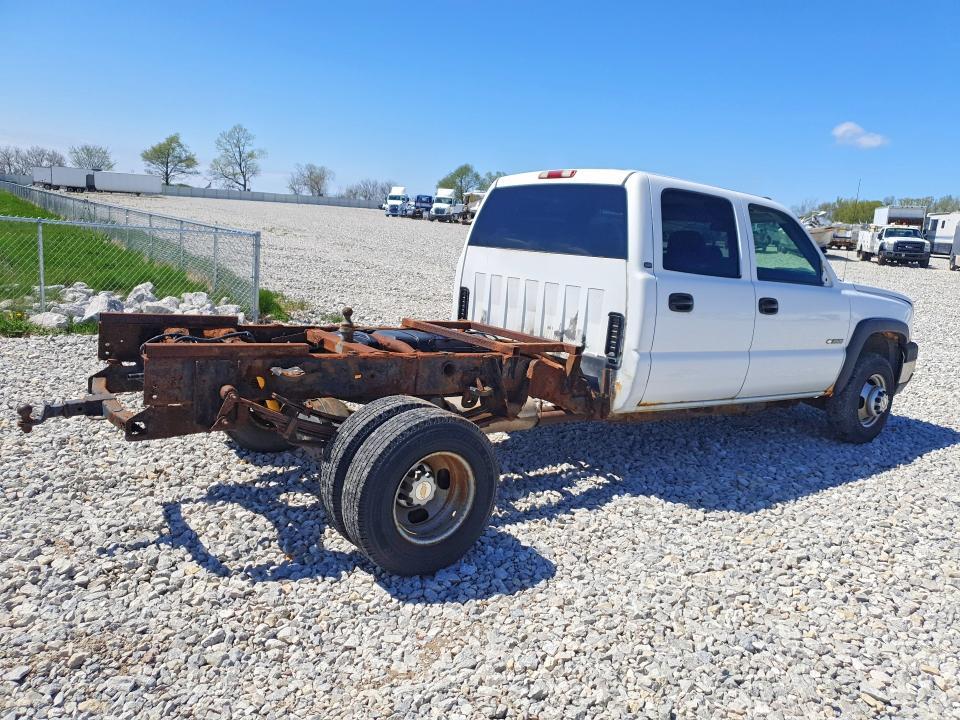 2003 Chevrolet Silverado C1500 Heavy Duty