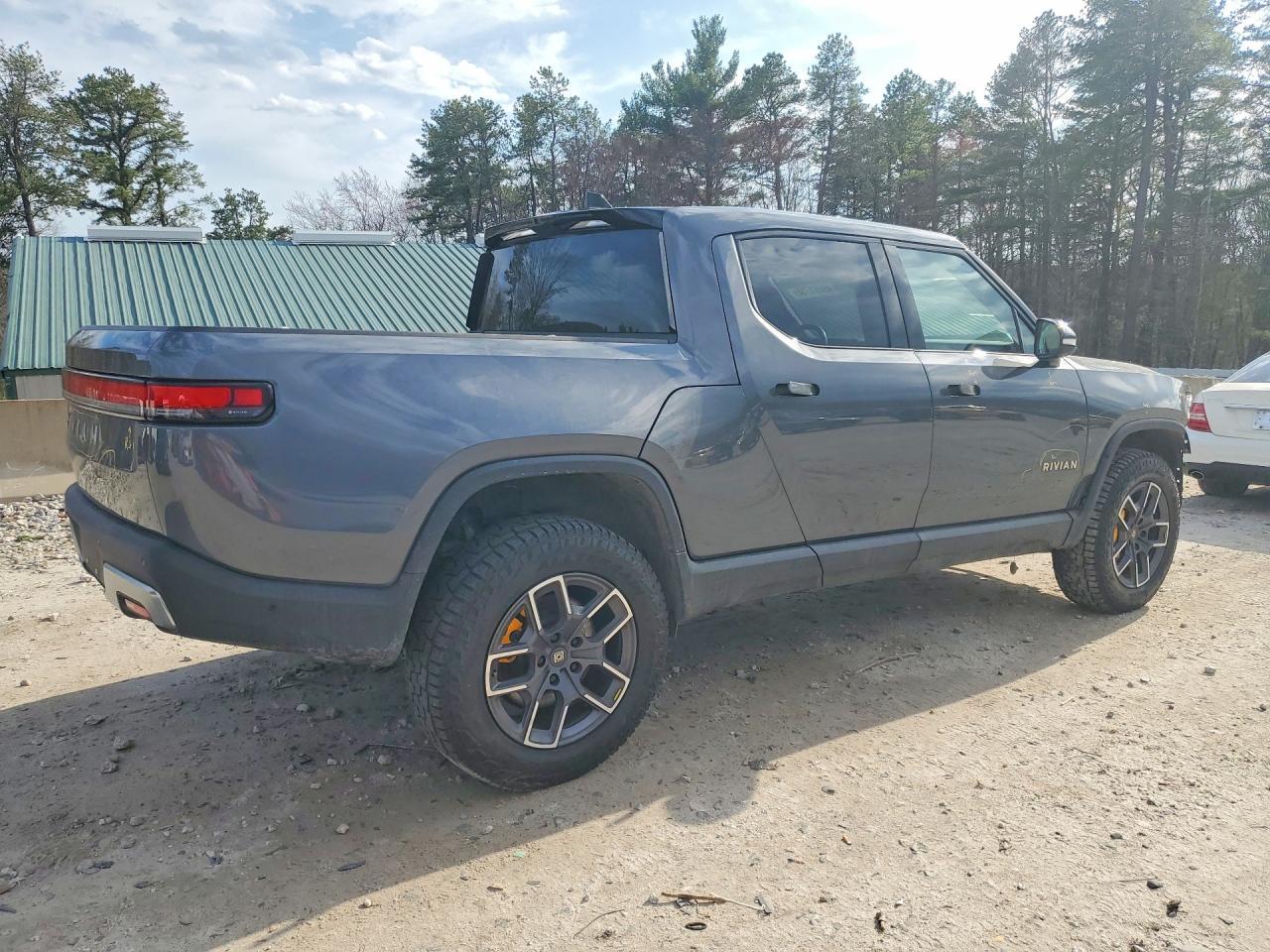 2022 Rivian R1T Launch Edition