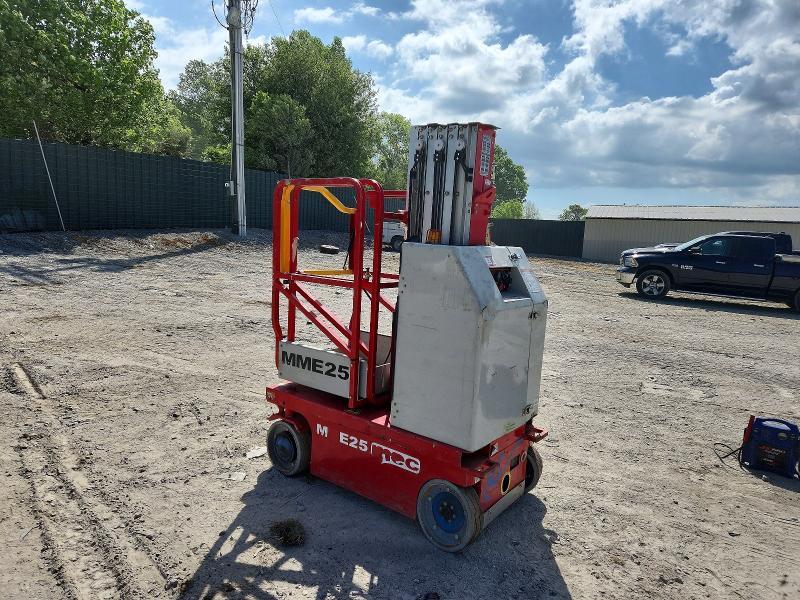 2021 MEC Mme25 Vertical Lift