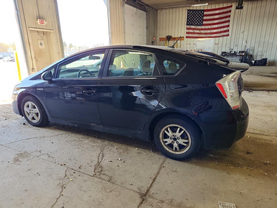 2010 Toyota Prius iii