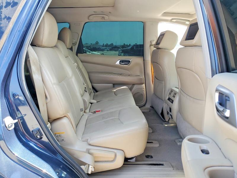2014 Nissan Pathfinder s