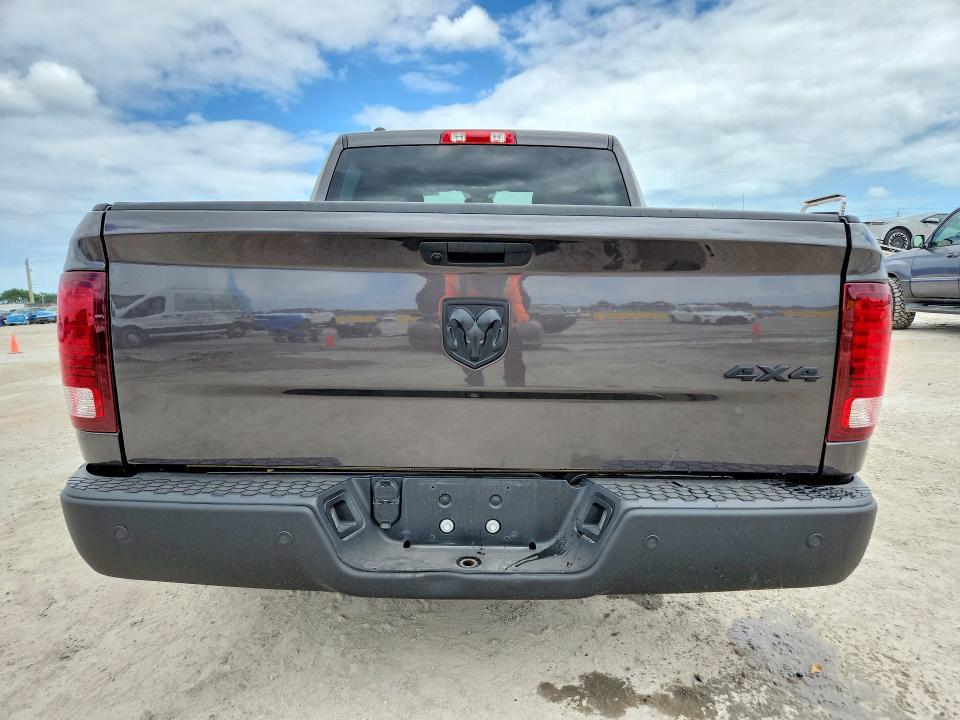 2024 Dodge RAM 1500 Classic SLT