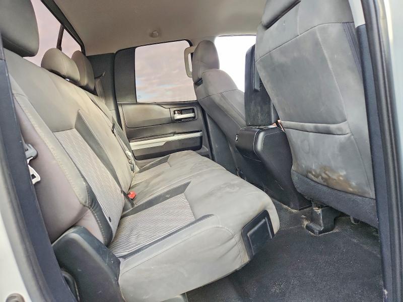 2014 Toyota Tundra SR5
