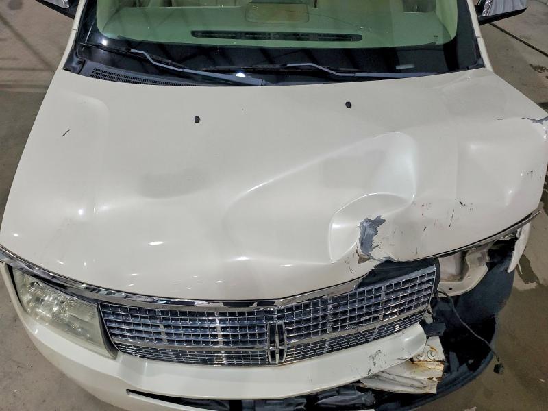 2007 Lincoln Townhouse MKX