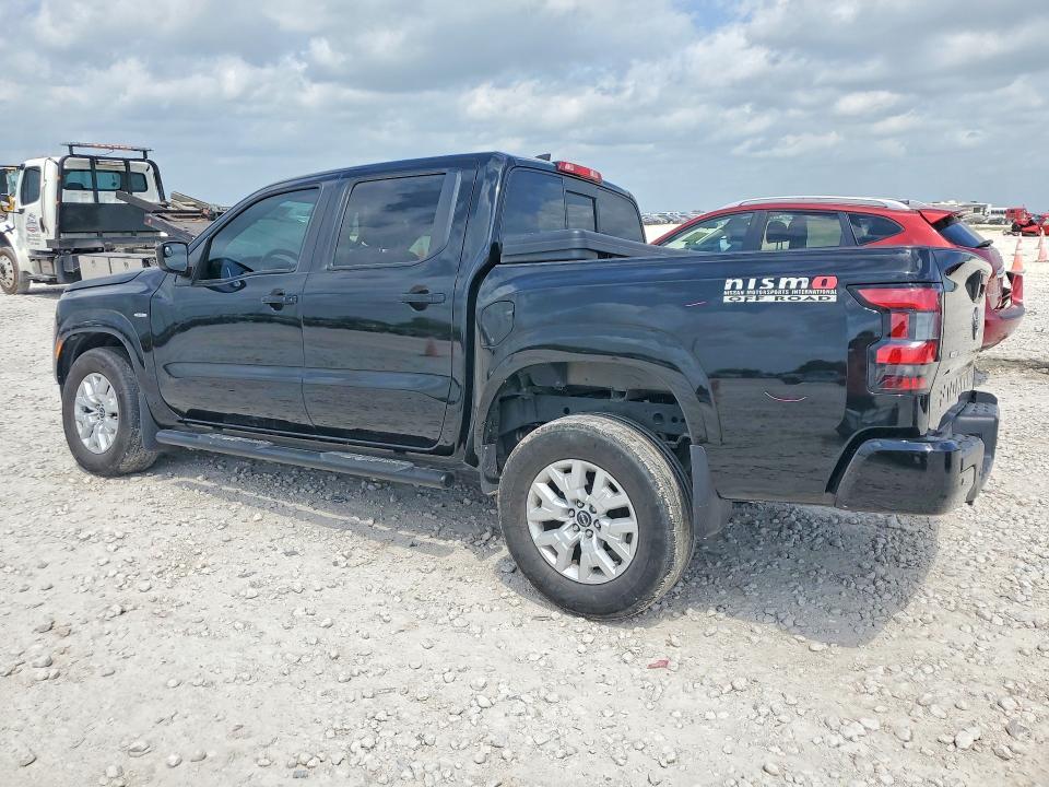 2022 Nissan Frontier sv