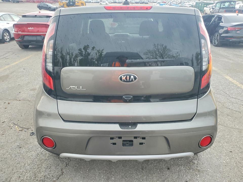 2018 KIA Soul +