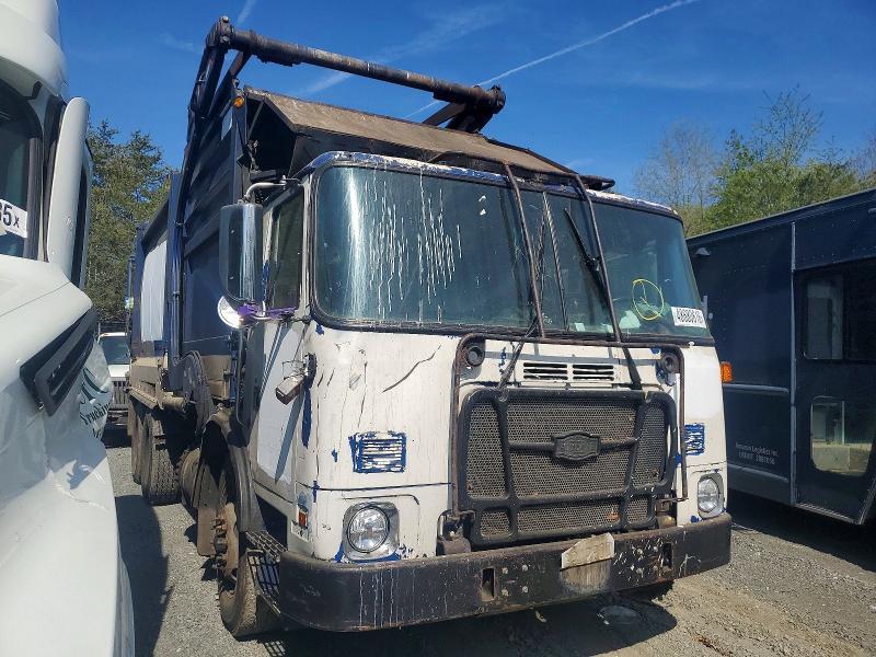 2015 Autocar Llc Xpeditor