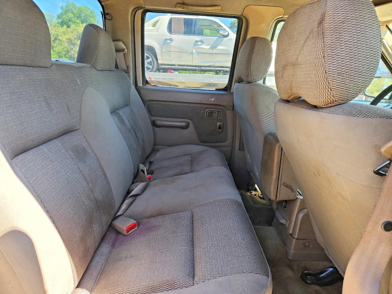 2003 Nissan Frontier XE-V6