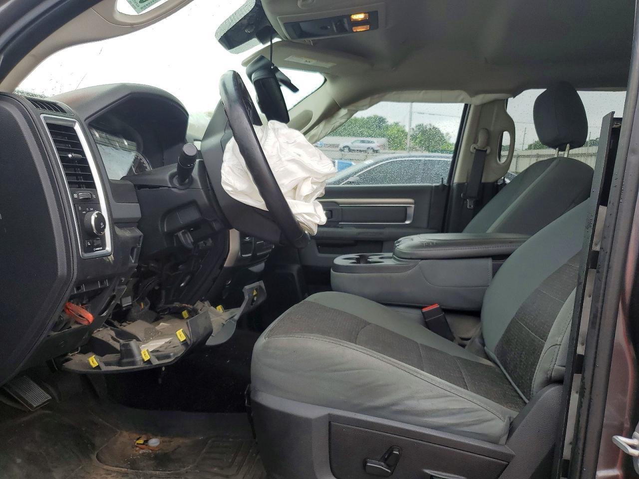 2017 Dodge RAM 1500 SLT