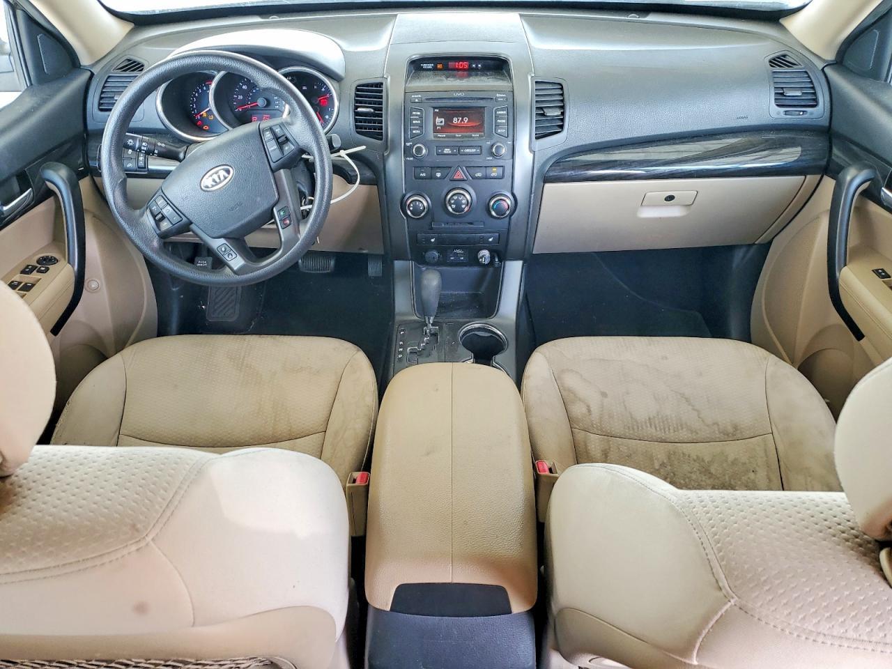 2013 KIA Sorento lx