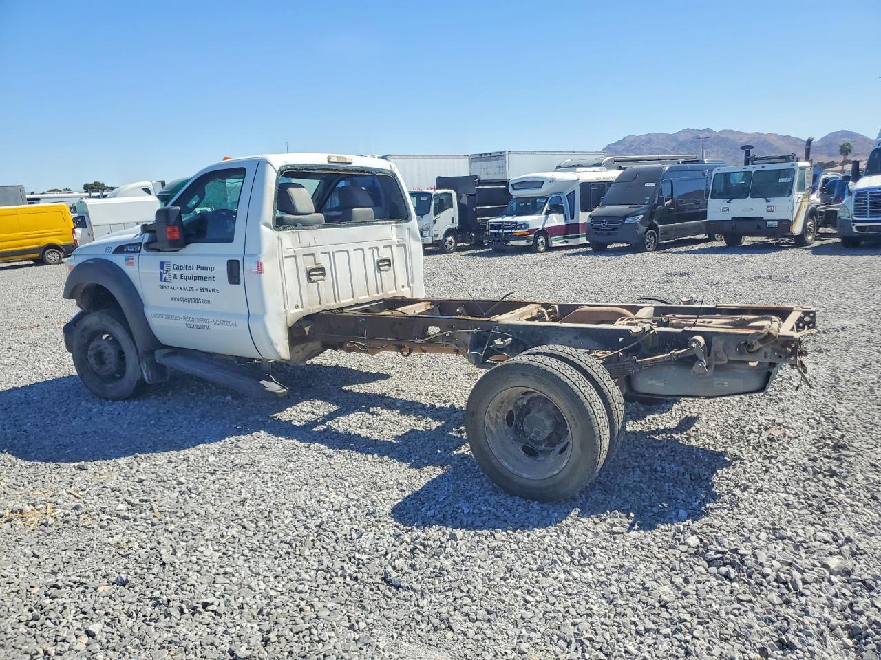 2014 Ford F550 Super Duty Truck Cab AND Chassis
