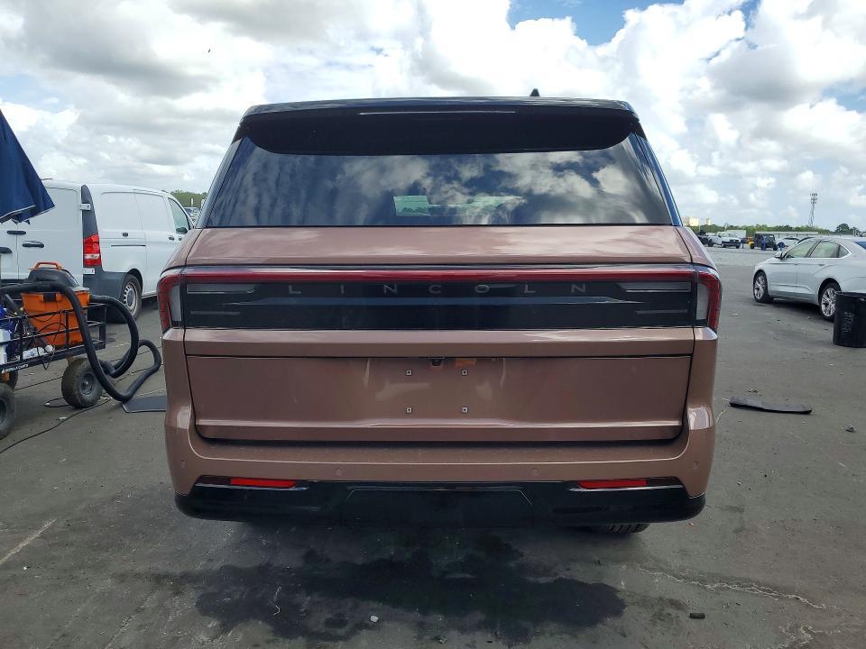 2025 Lincoln Navigator l Black Label