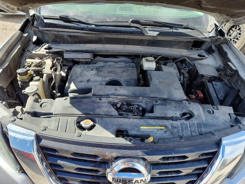 2017 Nissan Pathfinder sl