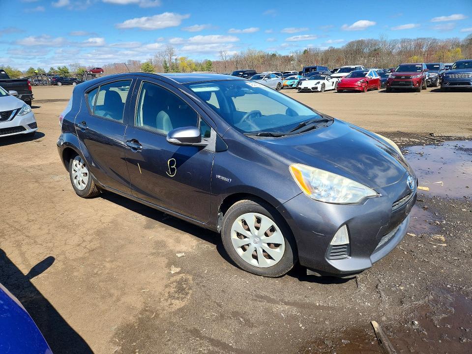 2013 Toyota Prius c two